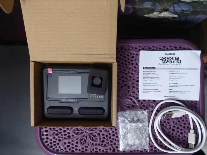 SONICAKE POCKET MASTER QME-10BK BLUETOOH GUITAR BASS EFFECT AMP CHARGE USB PLAY image 1
