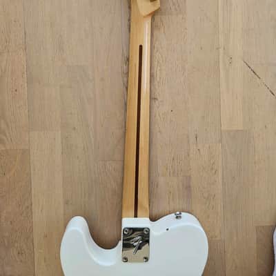 Fender Player Telecaster with Pau Ferro Fretboard 2018 - 2024 - Polar White image 6