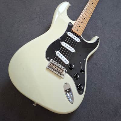 Immagine Fender Japan Squier Stratocaster 1985 - 9