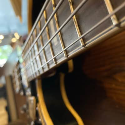 Univox Hollowbody bass 30.5” scale 60’s - Sunburst image 4