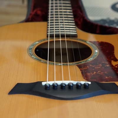 Taylor 714ce  2010 - Natural image 12