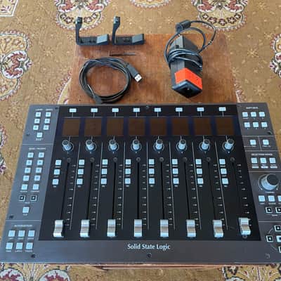 Solid State Logic SSL UF8 DAW Controller 2021 - Present - Black imagen 2