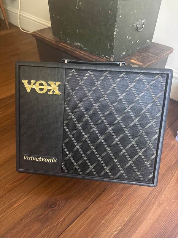 Vox VT20X 20-Watt 1x8" Digital Modeling Guitar Combo 2015 - Present - Black image 1