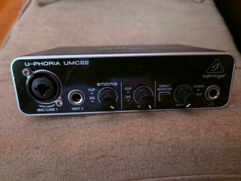 Behringer U-PHORIA 2x2 USB 2 Audio/Midi Interface UMC22 2000s image 1