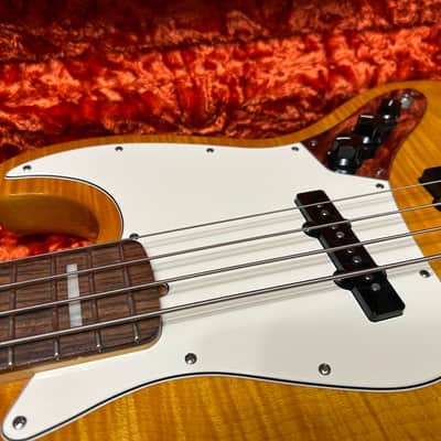 Fender Jazz Bass Select Series 2012 - Amber bust Flamed maple image 16