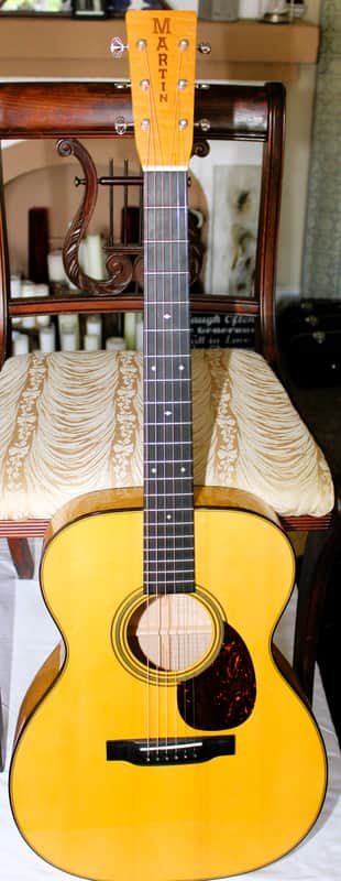 Martin Custom Shop 0M-28 Alpine Spruce Red Curly Maple image 1