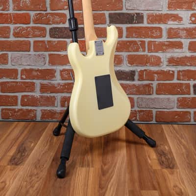 Kramer USA Pacer Deluxe White 1985 w/Hard Shell Case image 6