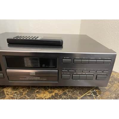 JVC XL-M409 6+1 Compact Disc Changer CD Player W Magazine & Remote. Tested! JVC XL-M409 6+1 Compact Disc Changer CD Player W Magazine & Remote. Tested! image 3