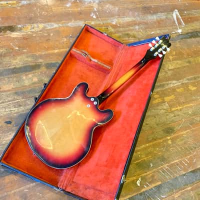 Mosrite Celebrity III c 1967 Sunburst original vintage USA 1966 Mosley image 10