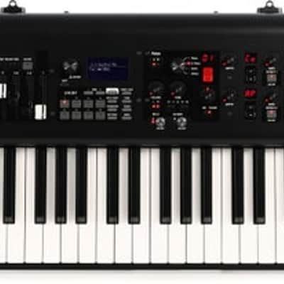 Yamaha YC73 73-key Stage Keyboard image 2