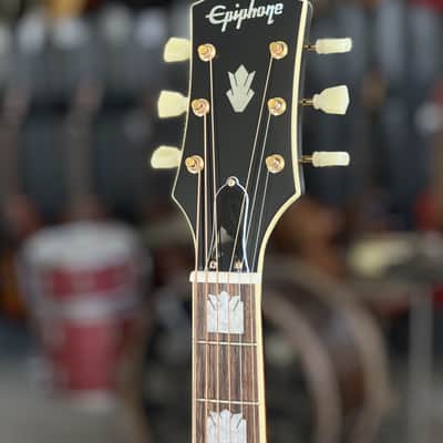 Epiphone Masterbuilt J-200 AGED VINTAGE SUNBURST image 5