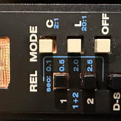 API 512V Microphone Pre-Amp + API 525 Compressor in 500 series chassis image 5