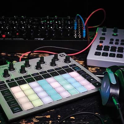 Novation Circuit Rhythm Sampler for Making and Performing Beats image 4