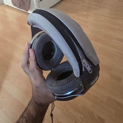 Focal Clear Open-Back Headphones 2010s - Black image 4