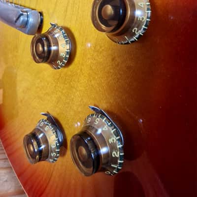 Gibson Custom Shop ’58 Les Paul Standard Reissue Plaintop VOS, Cherry Sunburst Bj. 2006 image 10