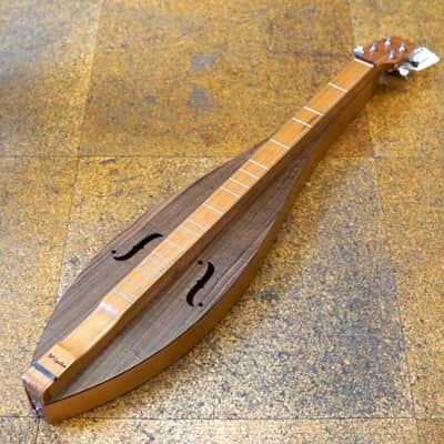 McSpadden 4FTCW Cherry/Walnut Teardrop Mountain Dulcimer w/Padded Gig Bag image 3