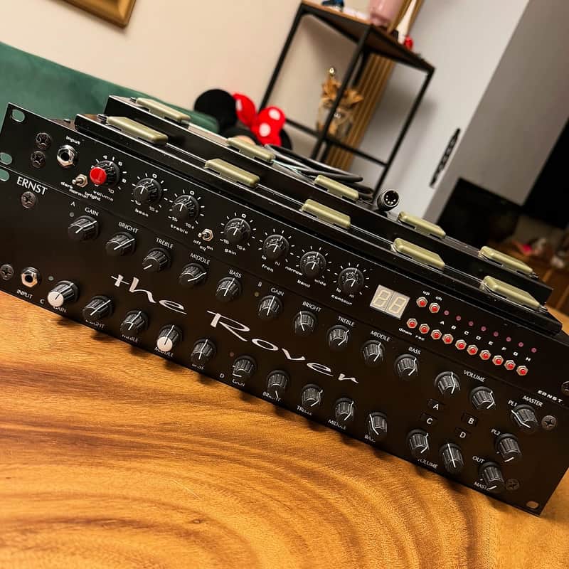 Ernst Fliek The Rover Preamp + MS8 MIDI Switcher - 4 channels of a Rare Dutch Boutique Tube Preamp Bild 1