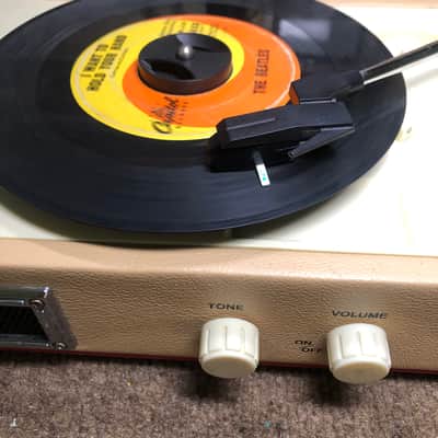 Portable Rechargeable Record Player w/ 78 RPM Turntable image 4