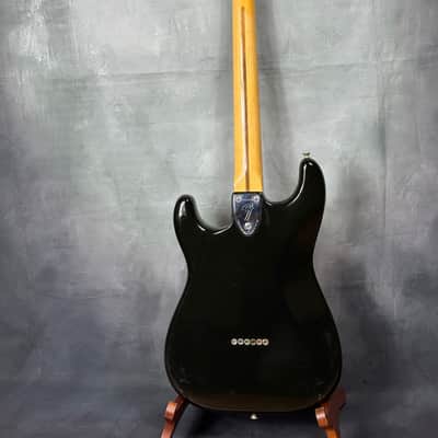 Fender Stratocaster Hardtail with 3-Bolt Neck, Maple Fretboard 1971 - 1977 - Black image 3