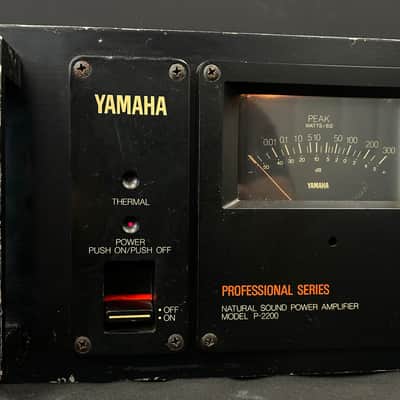 Yamaha P-2200 Professional Series Natural Sound Power Amplifier 1970s - Black image 2