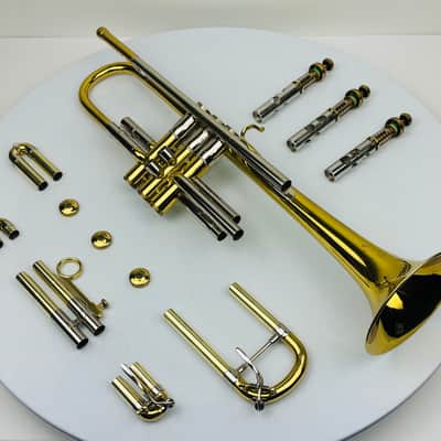 1949 Olds Super Recording Trumpet in Excellent Condition with Olds Deluxe Case! image 11