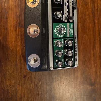 Boss RE-202 Space Echo 2022 - Present - Black / Green image 12