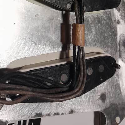 Pickup Fender Stratocaster 1963 Pre CBS  Black Bottom  Pickguard Complete Original "Mojo 63" image 9