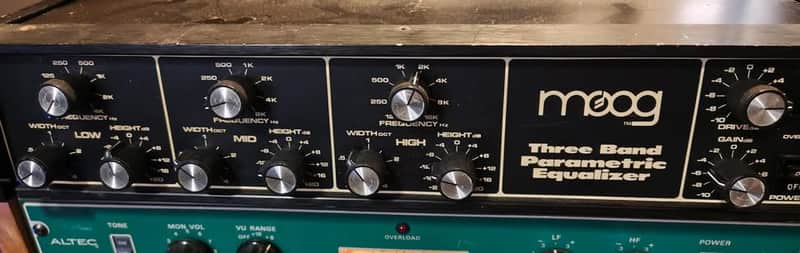 Moog MKPE Three Band Parametric Equalizer