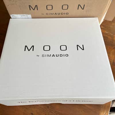 Simaudio Moon 340i D3PX Integrated Amplifier Black and Silver image 7