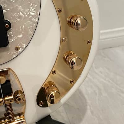 Music Man Stingray Classic Limited  Edition Gilded White  2012 - Gilded White image 7