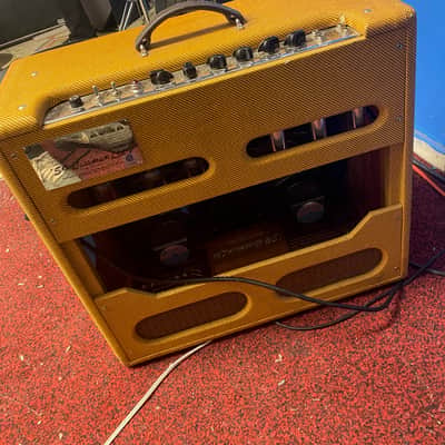 Fender '59 Bassman LTD Reissue 45-Watt 4x10" Guitar Combo 2004 - Present - Lacquered Tweed image 3