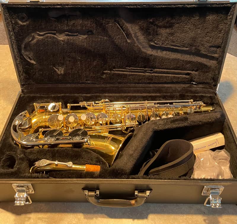 Yamaha YAS-23 Eb Alto Saxophone image 1