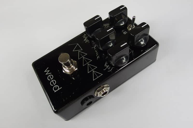 weed UGEEE | high-gain distortion pedal | high grade audio spec