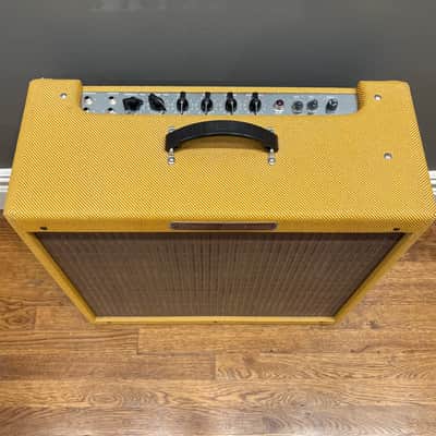 Fender '59 Bassman LTD Reissue 45-Watt 4x10" Guitar Combo - Lacquered Tweed image 2