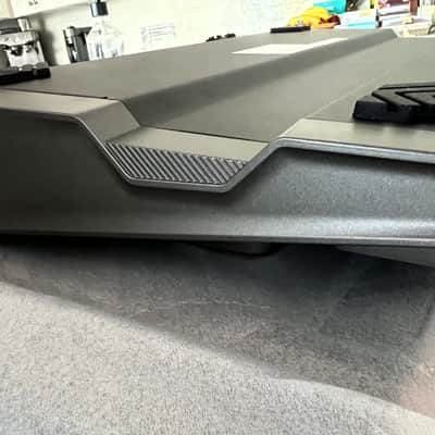 **LIKE NEW-IN BOX-ONE OWNER** Sheeran Looper X image 21