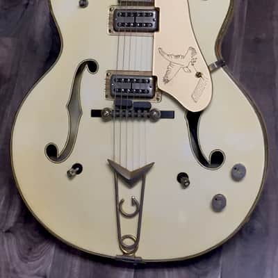 Gretsch 6137 White Falcon "Stereo" 1960 White image 1