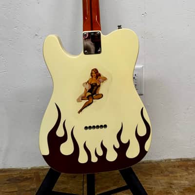 ‘03 Fender Classic Series Flame '69 Telecaster® Thinline 1/100 w/HSC image 12