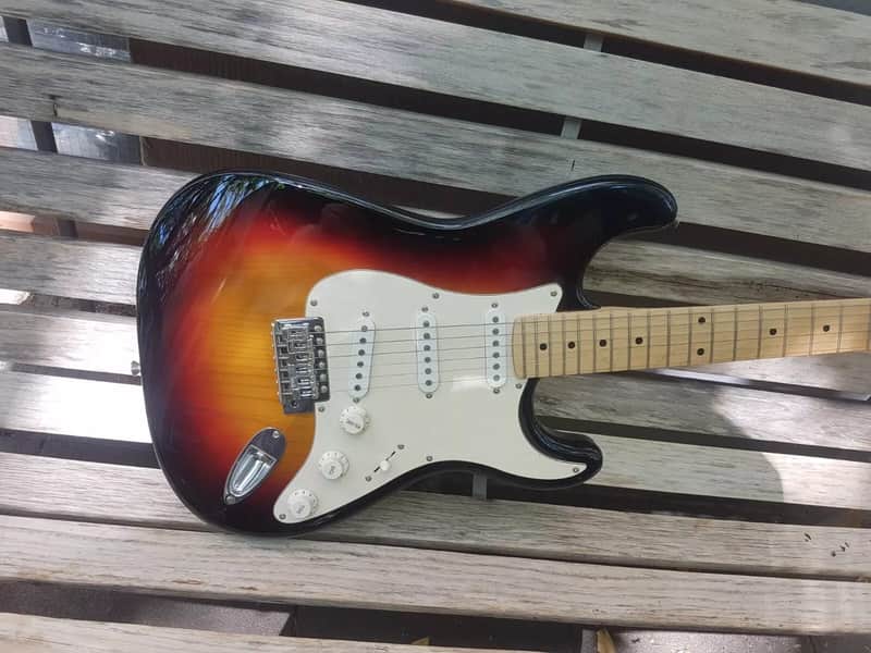 SQUIER by FENDER STRATOCASTER - OLDIE - MAPLE NECK image 1