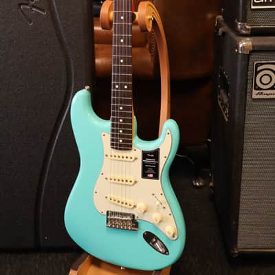 Fender Limited Edition American Professional II Stratocaster Sea Foam Green (B-Stock) image 1