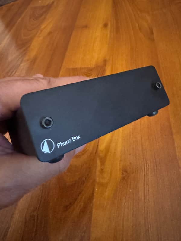 Pro-Ject Phono Box DC MM/MC Phono Preamp w/ 18V Power Supply – Excellent Condition