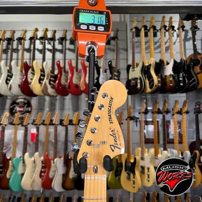 Fender International Color Series Stratocaster Ltd Sahara Taupe image 3