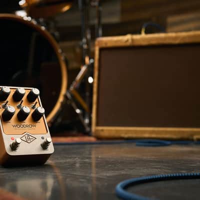 Universal Audio UAFX Woodrow '55 Instrument Amplifier image 2