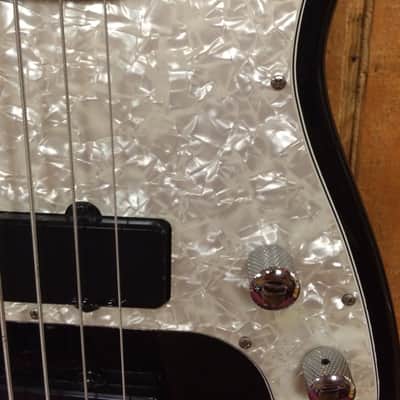Peavey Axcelerator 6 string w/case image 12