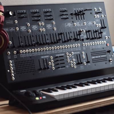 Korg ARP 2600 M LTD Semi-Modular Synthesizer and Case (Limited Edition)