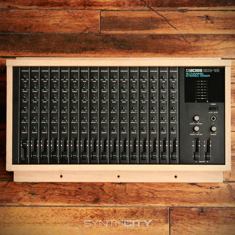 Boss BX-16 16-Channel Stereo Mixer | Reverb