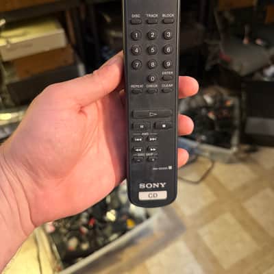 Sony CDP-C500 CD Player 5 Disc Carousel Changer Serviced With Remote Sounds Nice image 7