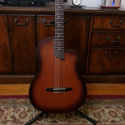 Prudencio Saez Shadow Classical Electric Solid Mahogany Top image 2