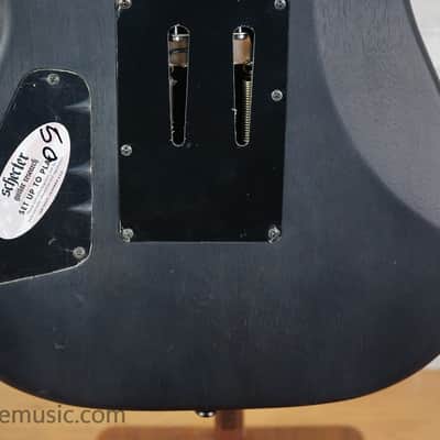 Schecter Omen Elite 6 FR - See Thru Blue Burst image 12