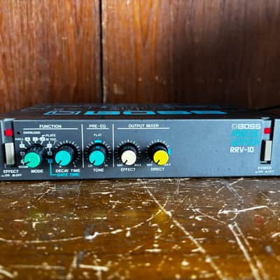 BOSS RRV-10 RRV 10 DIGITAL REVERB Vintage half - rack image 2