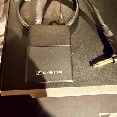 Sennheiser EW-D CI1 Wireless Guitar System - Q1-Q6 2025 image 3